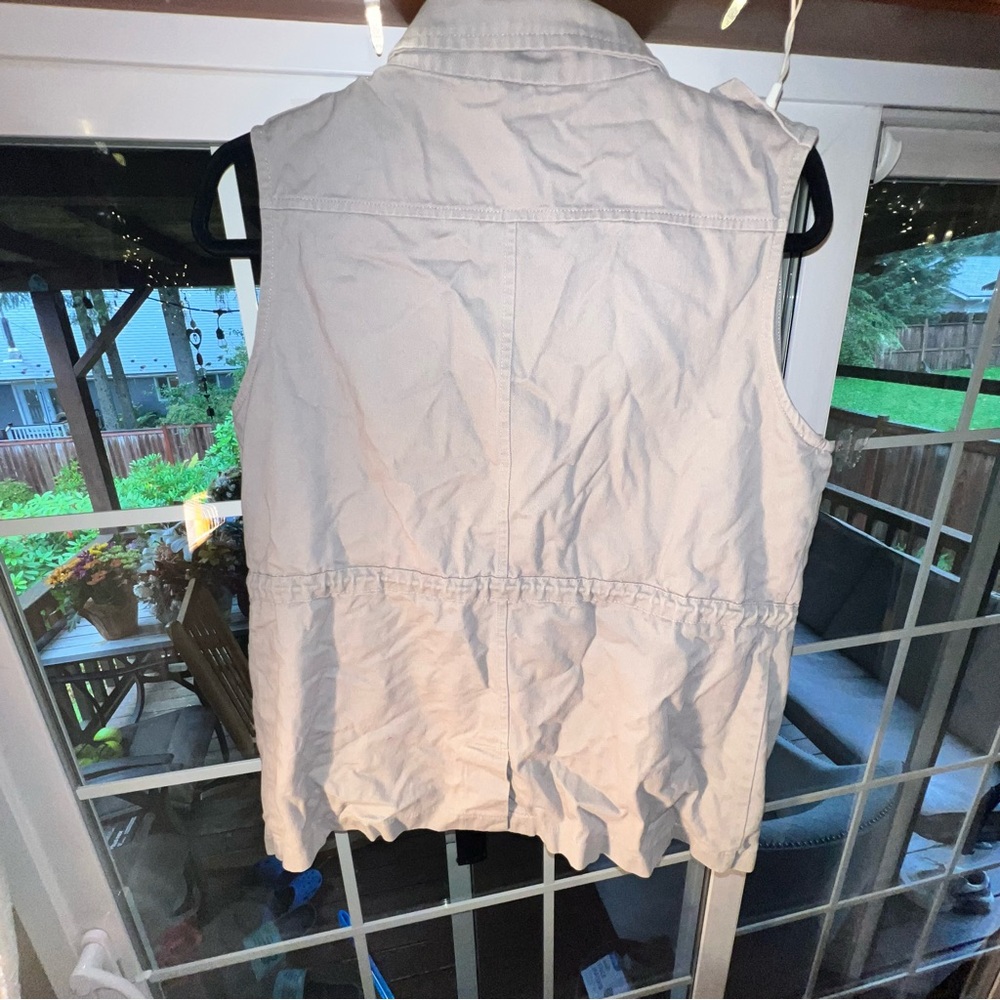 Beyove Women's Utility Vest - Picture 7 of 11